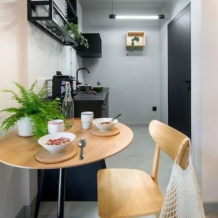 Appartement Postindustrial Apt In The Center