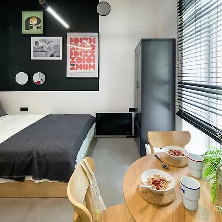 Postindustrial Apt In The Center Appartement Cracovie