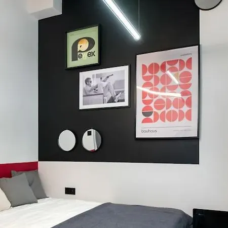 Postindustrial In The Center Apartment